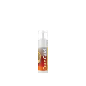 Flesje DunGüd Amped Body Building Foam met pompdispenser op witte achtergrond.