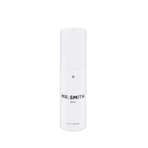 Witte flacon van 100 ml Mr. Smith Serum met minimalistisch zwart logo en opschrift.